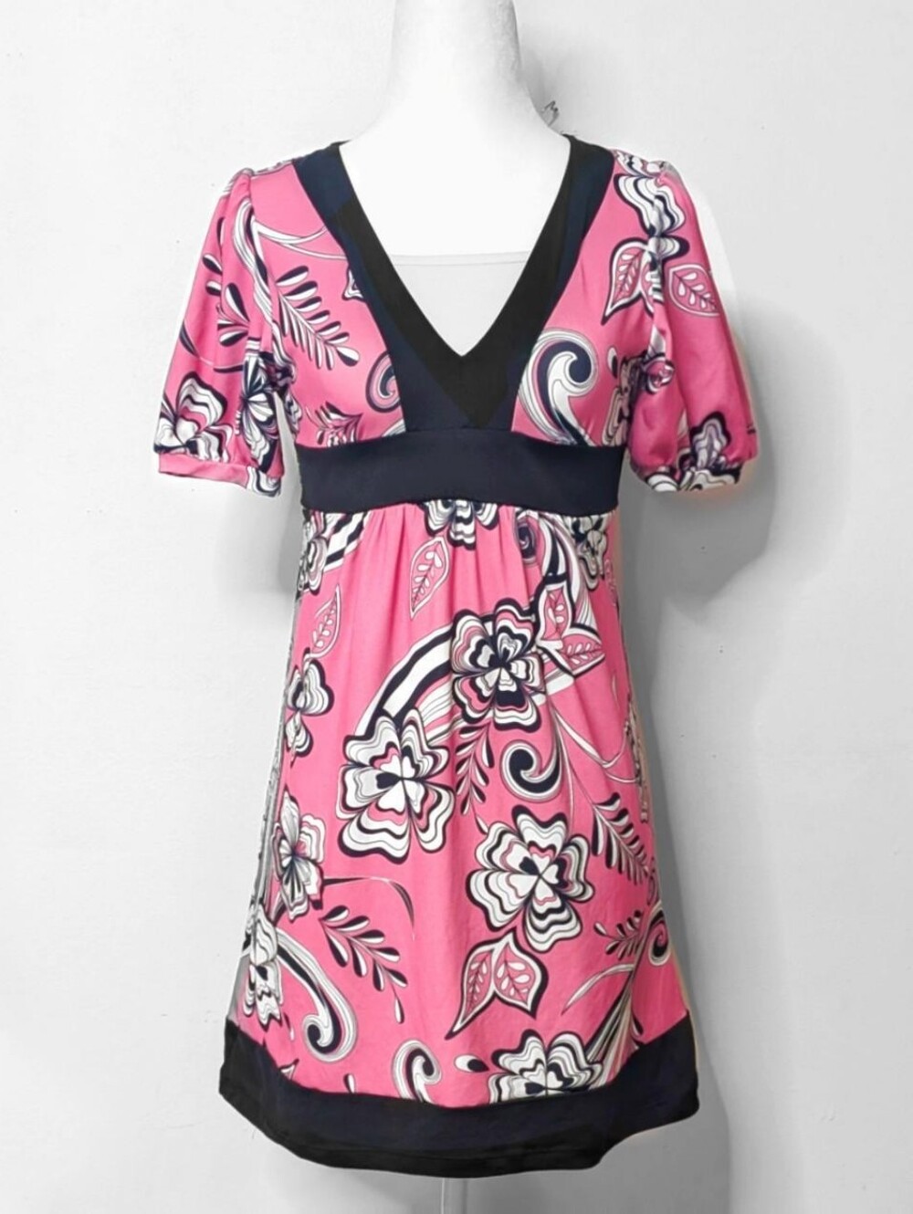2000s Mary-Kate And Ashley Y2K Pink Black Trim Floral Mini Dress | Size 10/12